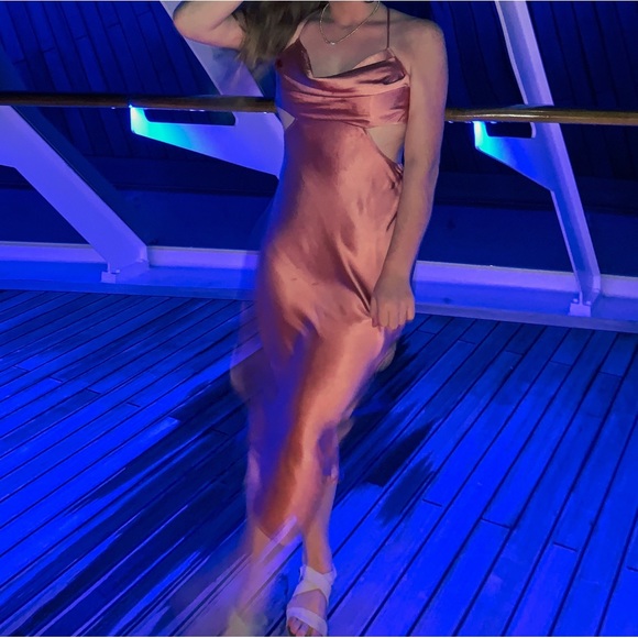 ASTR The Label Coral Formal Midi Dress - Picture 2 of 2